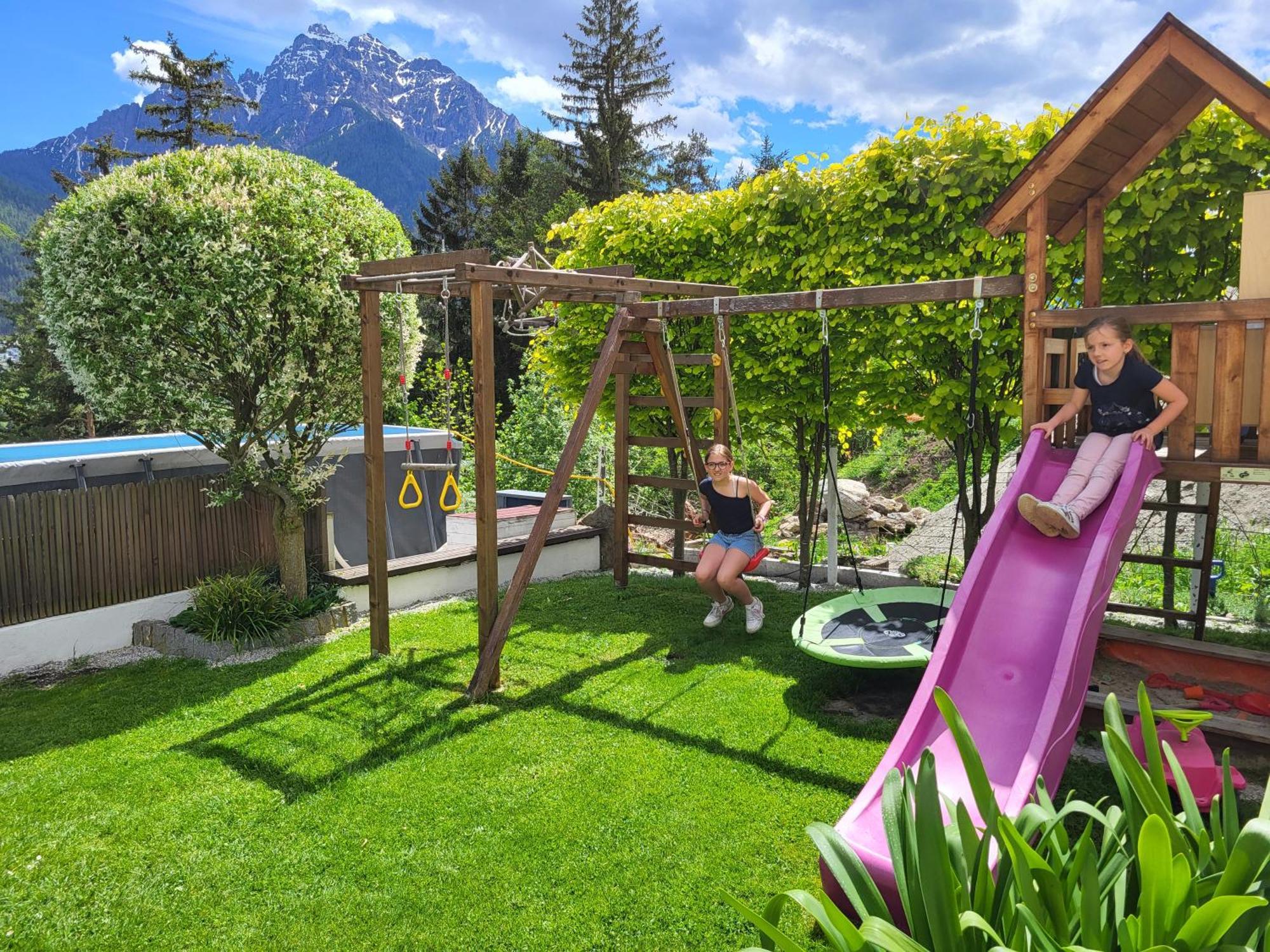 Ferienwohnungen Unterluimes Telfes im Stubai Exterior foto